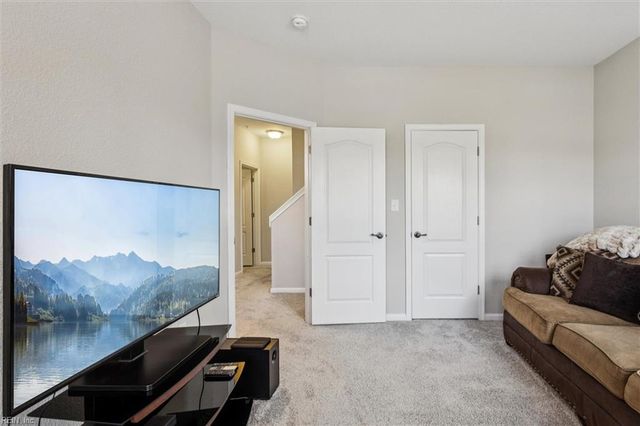 301 Waterside DR, Hampton, VA 23666