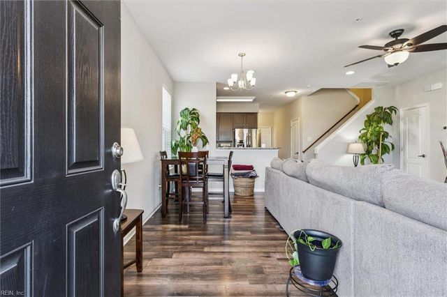 301 Waterside DR, Hampton, VA 23666