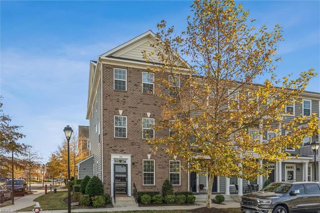 301 Waterside DR, Hampton, VA 23666