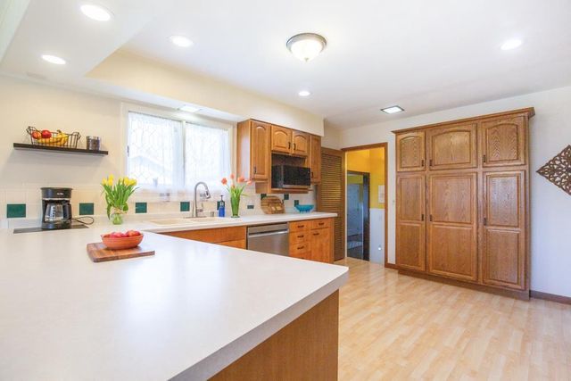 2910 5TH STREET SOUTH, Wisconsin Rapids, WI 54494