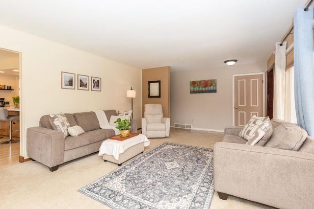 2910 5TH STREET SOUTH, Wisconsin Rapids, WI 54494