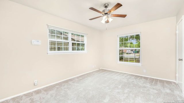 8019 Riata Ave, San Antonio, TX 78227