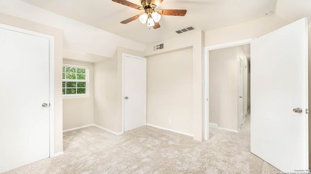 8019 Riata Ave, San Antonio, TX 78227