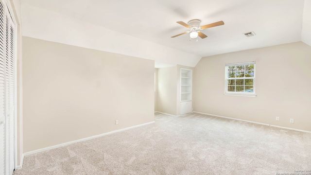 8019 Riata Ave, San Antonio, TX 78227