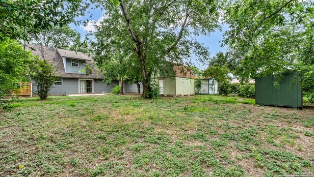 8019 Riata Ave, San Antonio, TX 78227