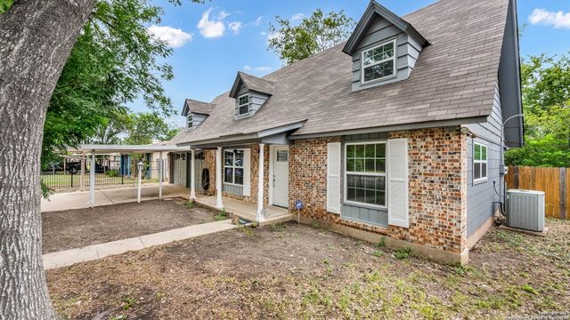 8019 Riata Ave, San Antonio, TX 78227