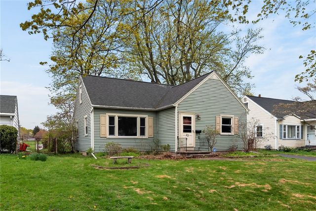 63 Shorewood Drive, Irondequoit, NY 14617