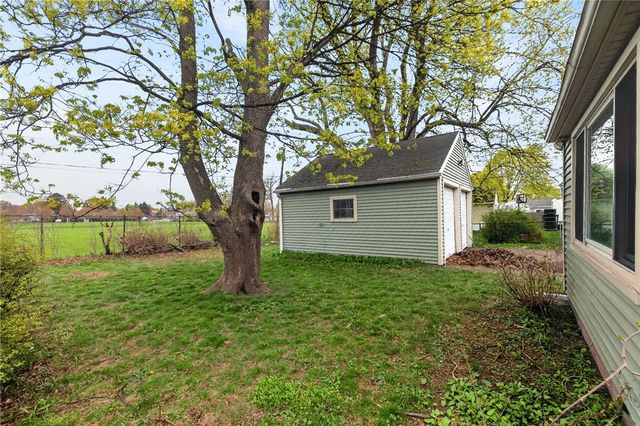 63 Shorewood Drive, Irondequoit, NY 14617