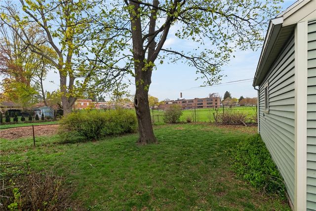 63 Shorewood Drive, Irondequoit, NY 14617