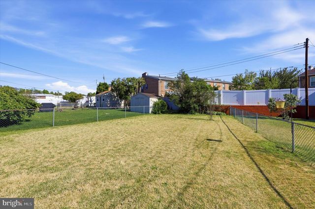 139 DIMARCO DR, Philadelphia, PA 19154