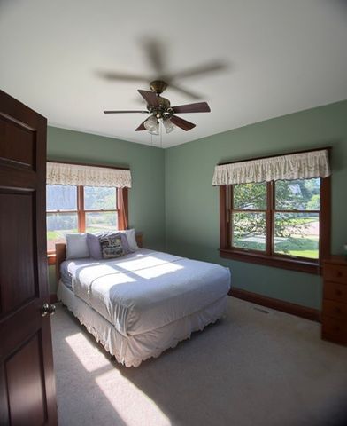 725 Grove Street, Perry, IA 50220