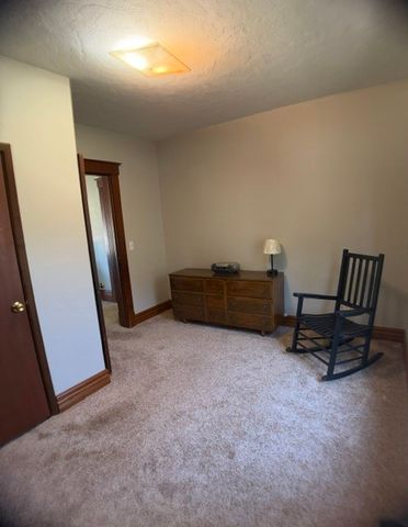 725 Grove Street, Perry, IA 50220