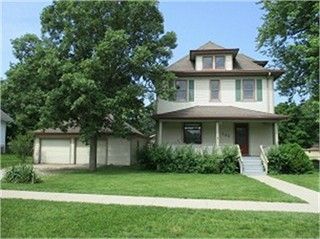 725 Grove Street, Perry, IA 50220