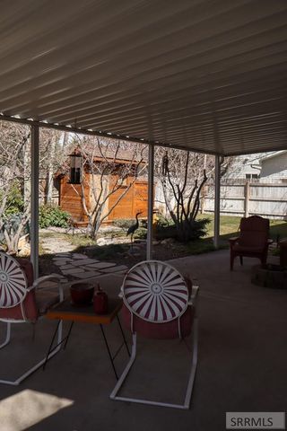 1915 Amanda Court, Idaho Falls, ID 83402