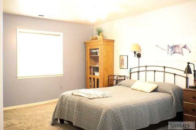 1915 Amanda Court, Idaho Falls, ID 83402