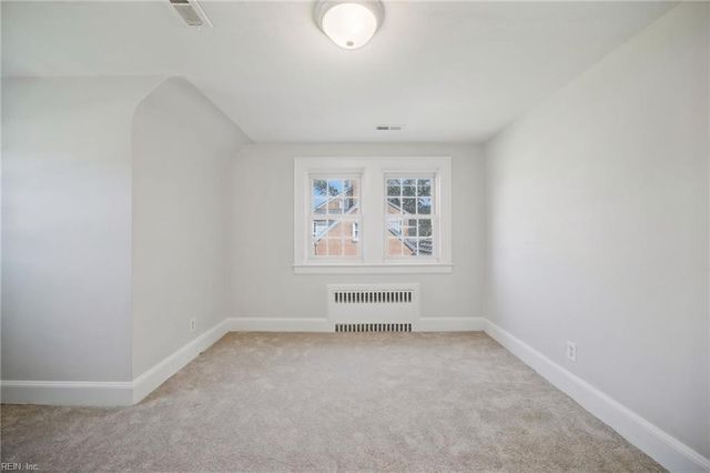 4407 Green Acres PW, Portsmouth, VA 23703