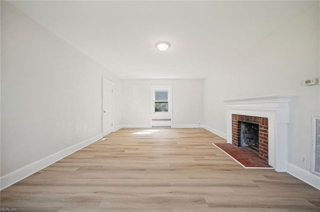 4407 Green Acres PW, Portsmouth, VA 23703