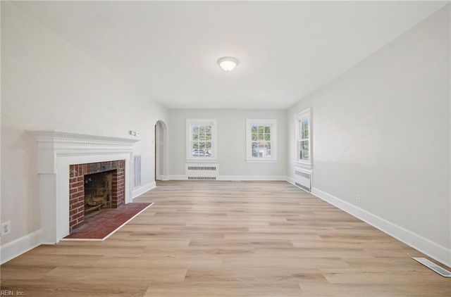 4407 Green Acres PW, Portsmouth, VA 23703