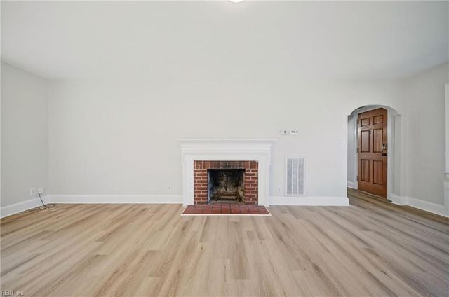 4407 Green Acres PW, Portsmouth, VA 23703