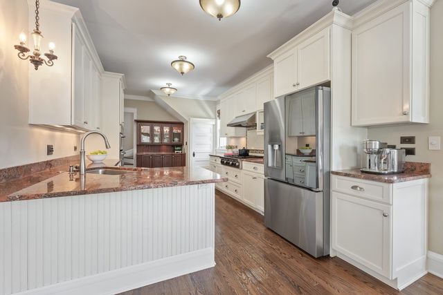 1029 Lake Avenue, Wilmette, IL 60091