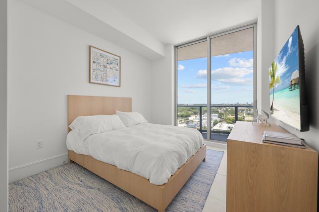 220 Lake Shore Drive 1001, Lake Park, FL 33403