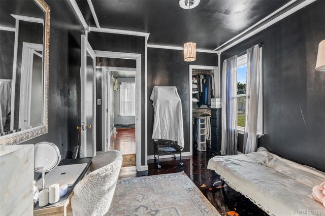 22421 Maple Street, St. Clair Shores, MI 48081