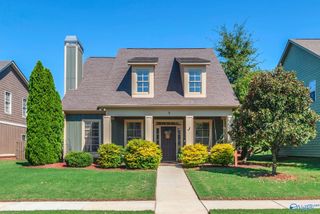 5 Desert Oak Court SW, Huntsville, AL 35824