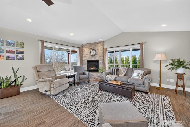 125 Ridgeview Street, Sumas, WA 98295