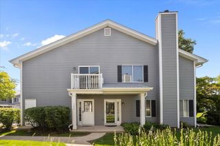 1309 Barclay Lane 1309, Deerfield, IL 60015