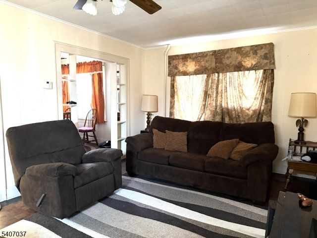 315 East St, Bound Brook Boro, NJ 08805