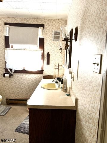 315 East St, Bound Brook Boro, NJ 08805