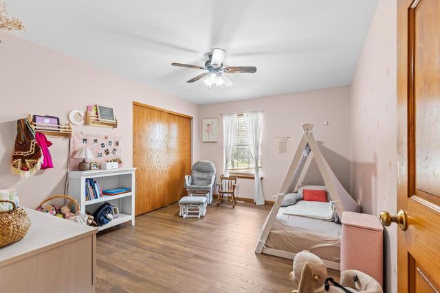 1205 Huron WAY, Hartford, WI 53027