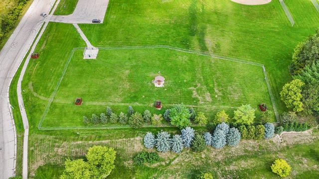 1205 Huron WAY, Hartford, WI 53027