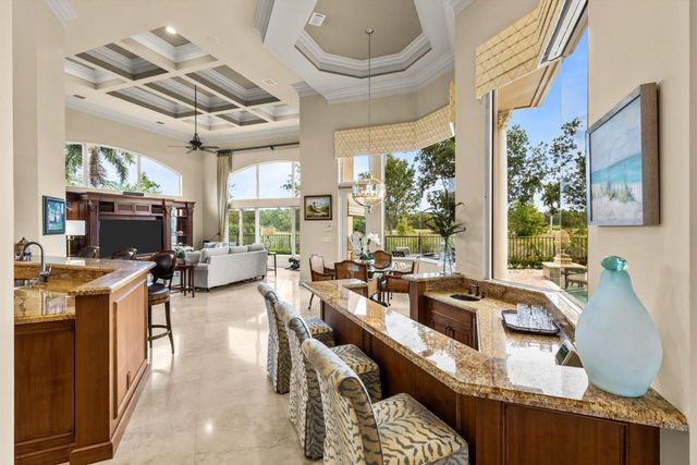 124 SE Rio Casarano, Port St Lucie, FL 34984