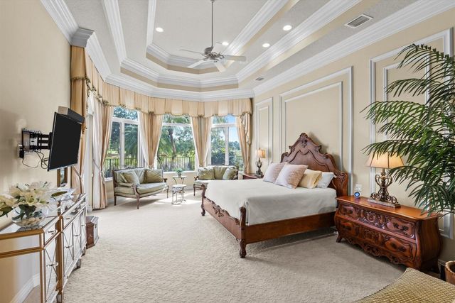 124 SE Rio Casarano, Port St Lucie, FL 34984