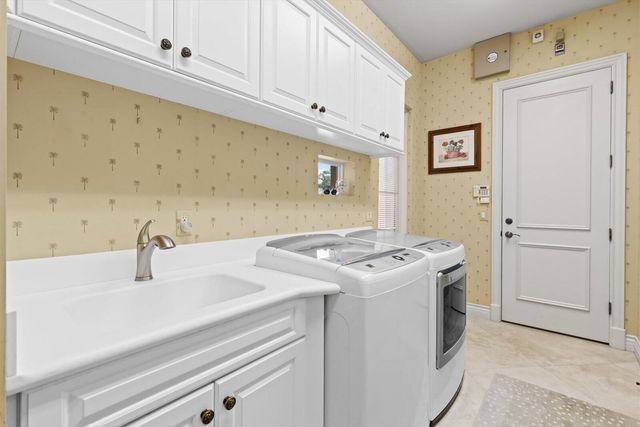 124 SE Rio Casarano, Port St Lucie, FL 34984