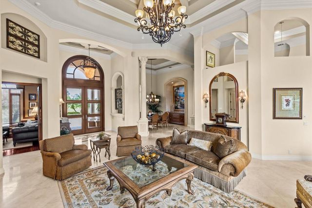 124 SE Rio Casarano, Port St Lucie, FL 34984