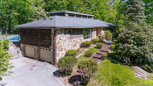 31 Dogwood Hills Road, Newburgh, NY 12550