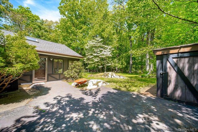 31 Dogwood Hills Road, Newburgh, NY 12550