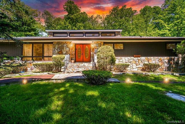 31 Dogwood Hills Road, Newburgh, NY 12550