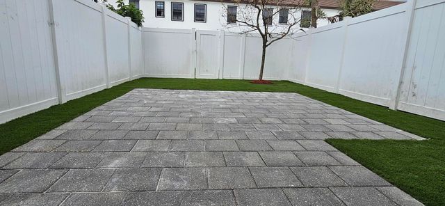 3391 W 106th Terrace, Hialeah, FL 33018