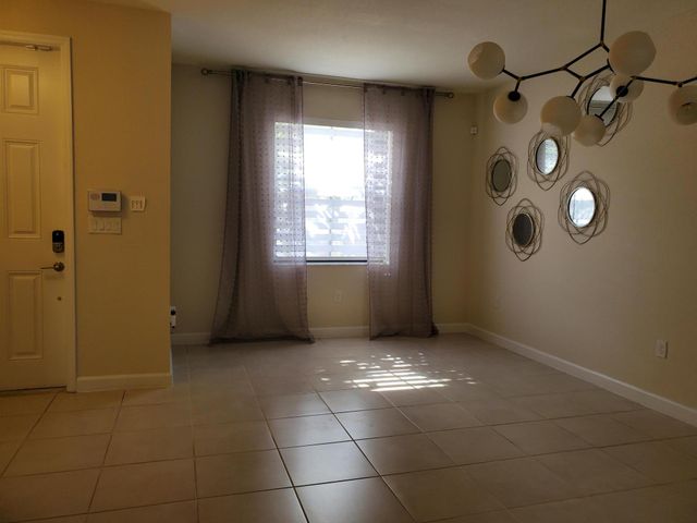 3391 W 106th Terrace, Hialeah, FL 33018