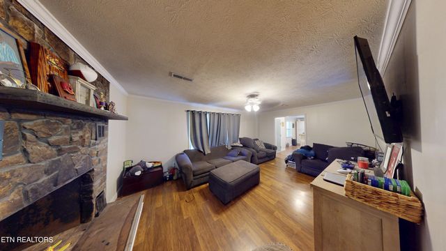 408 Sherman Rd, Dunlap, TN 37327