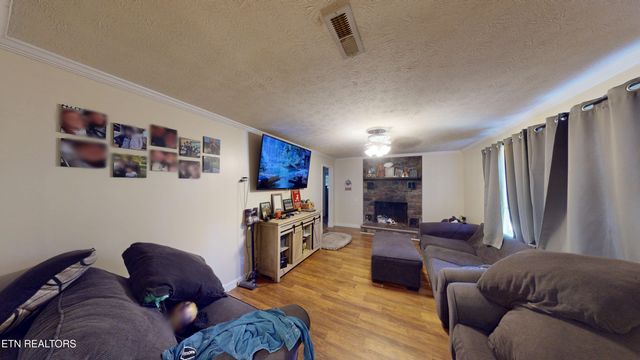 408 Sherman Rd, Dunlap, TN 37327