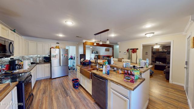 408 Sherman Rd, Dunlap, TN 37327