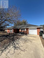 479 McCumber Drive, Allenhurst, GA 31301