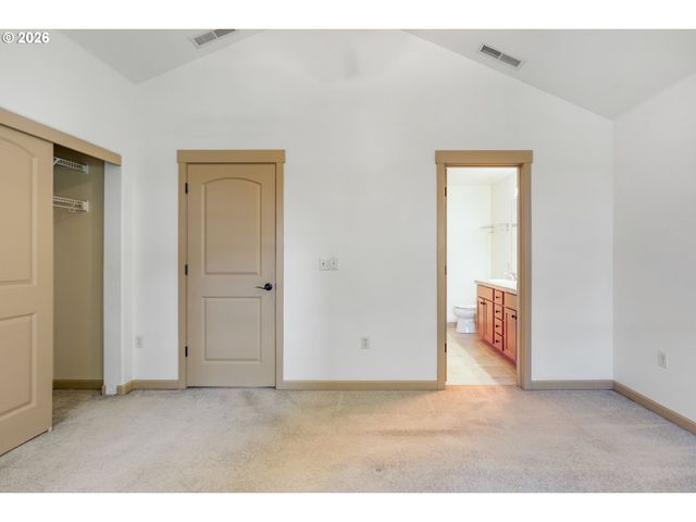 1922 Ne 49TH Way, Hillsboro, OR 97124