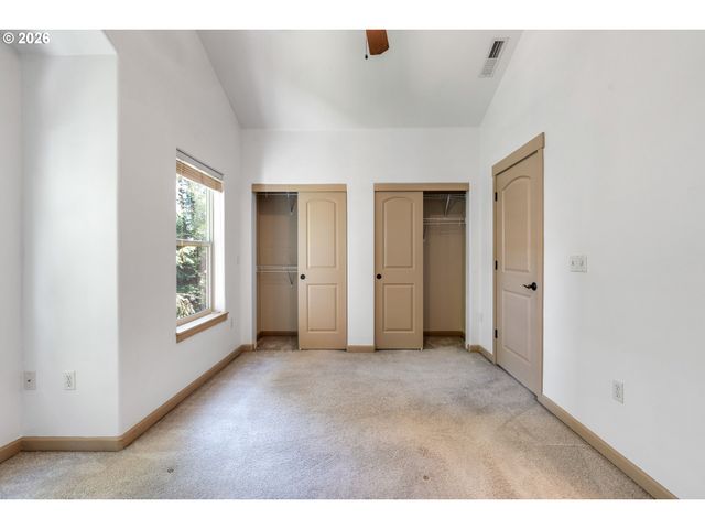 1922 Ne 49TH Way, Hillsboro, OR 97124