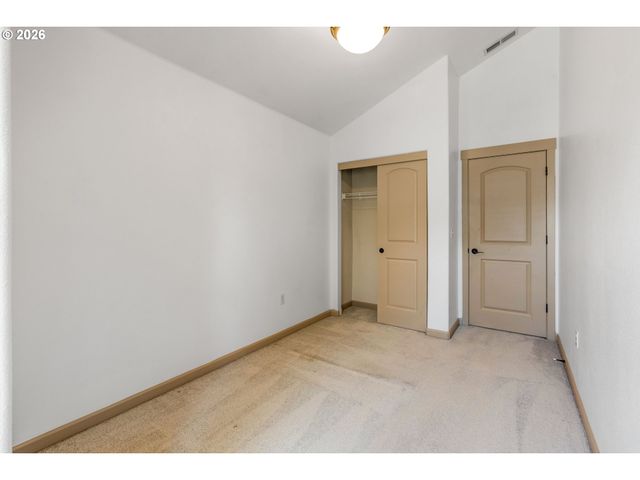 1922 Ne 49TH Way, Hillsboro, OR 97124