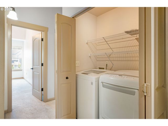 1922 Ne 49TH Way, Hillsboro, OR 97124